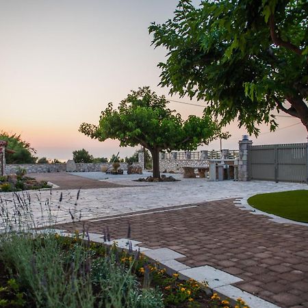 Terra Helios Suites & Studios Kyparissia Exteriör bild