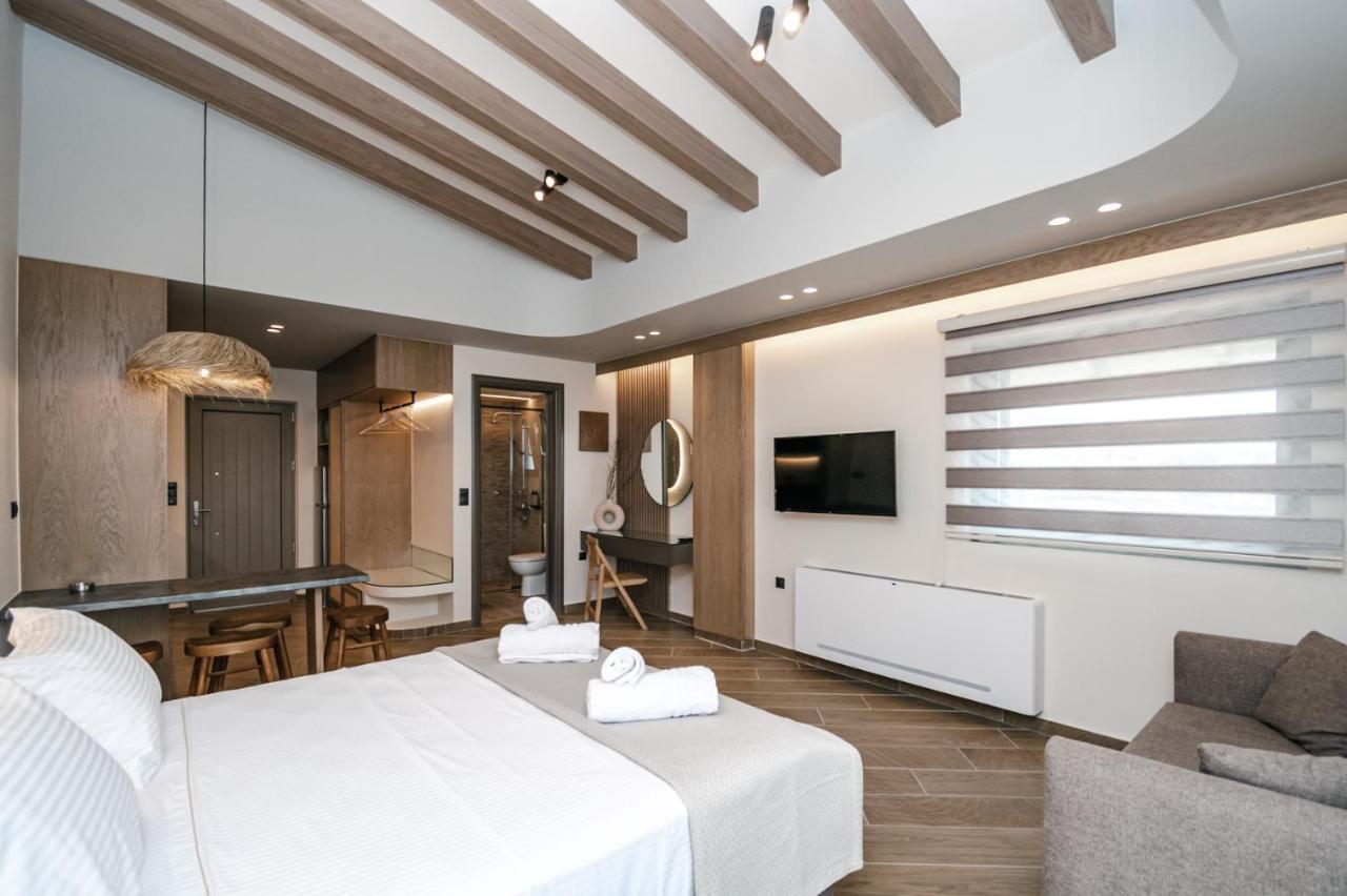 Terra Helios Suites & Studios Kyparissia Exteriör bild