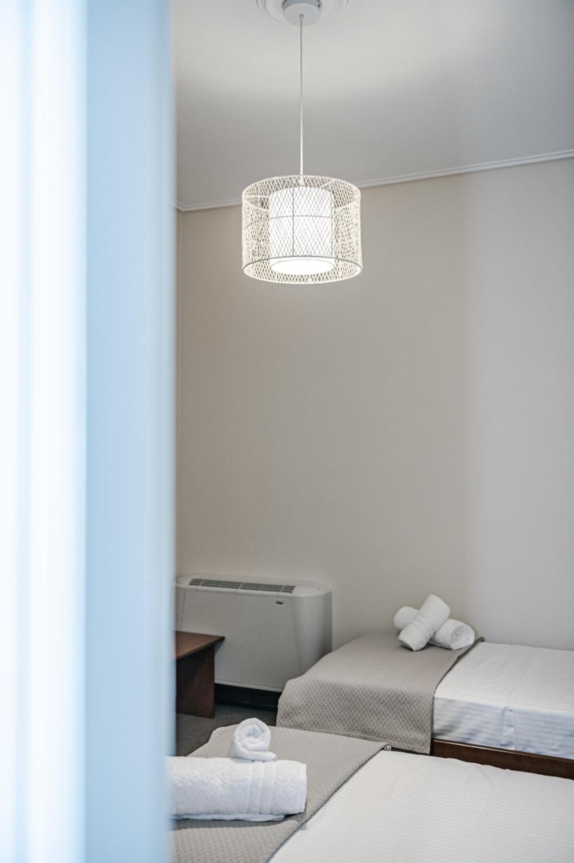 Terra Helios Suites & Studios Kyparissia Rum bild
